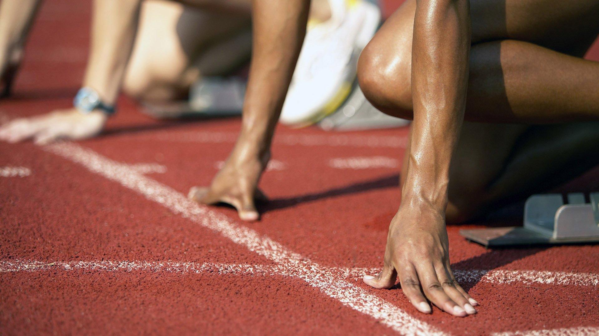 懂球帝2025年11月MVP候选名单揭晓，姆巴佩、哈兰德领衔，莱万强势入围